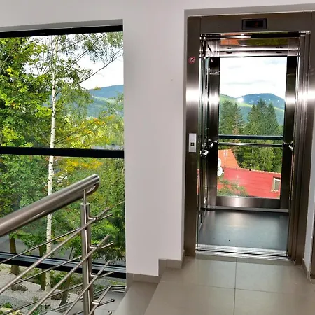 Dwupoziomowy Z Sauna - Apartamentuj Карпач